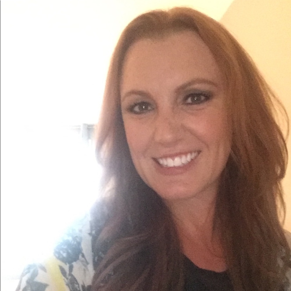 Meet your Posher, Jennifer